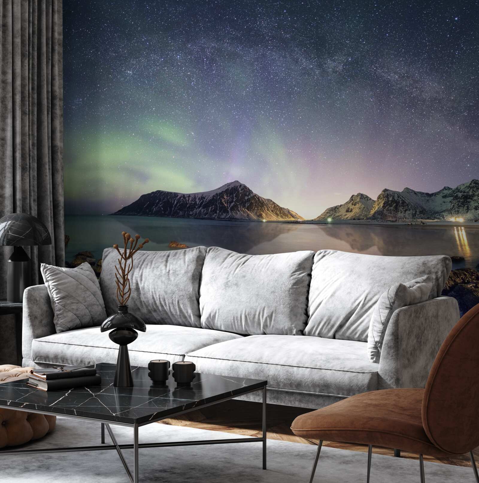 Carta da parati il cielo notturno decorato di stelle e illuminato dall'aurora boreale