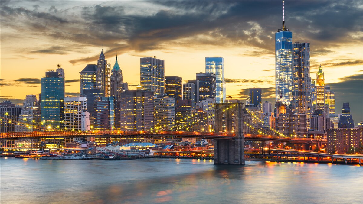 Carta da parati skyline di new york di notte