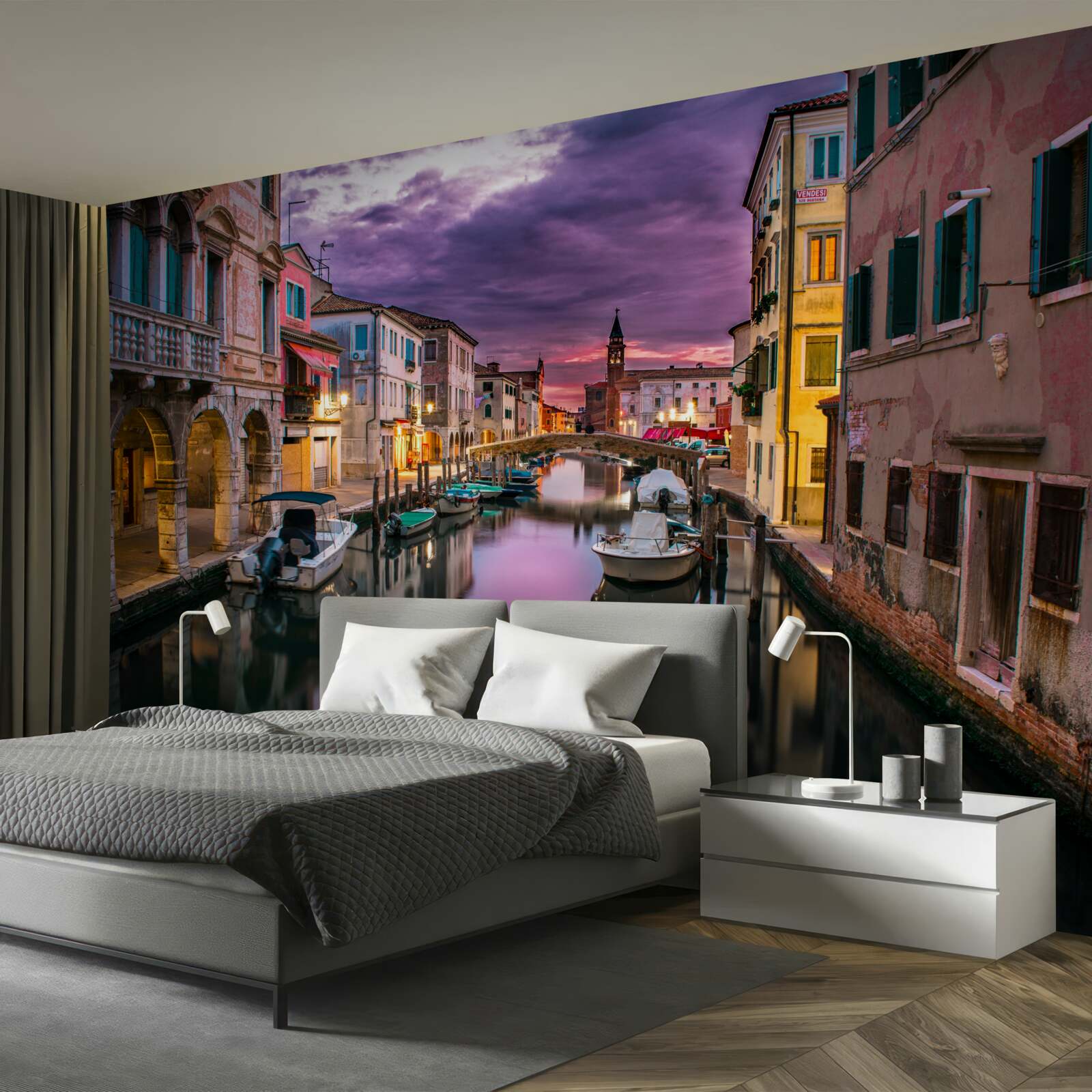 Carta da parati via venezia di sera