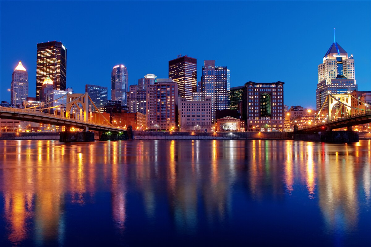 Carta da parati skyline di new york di notte