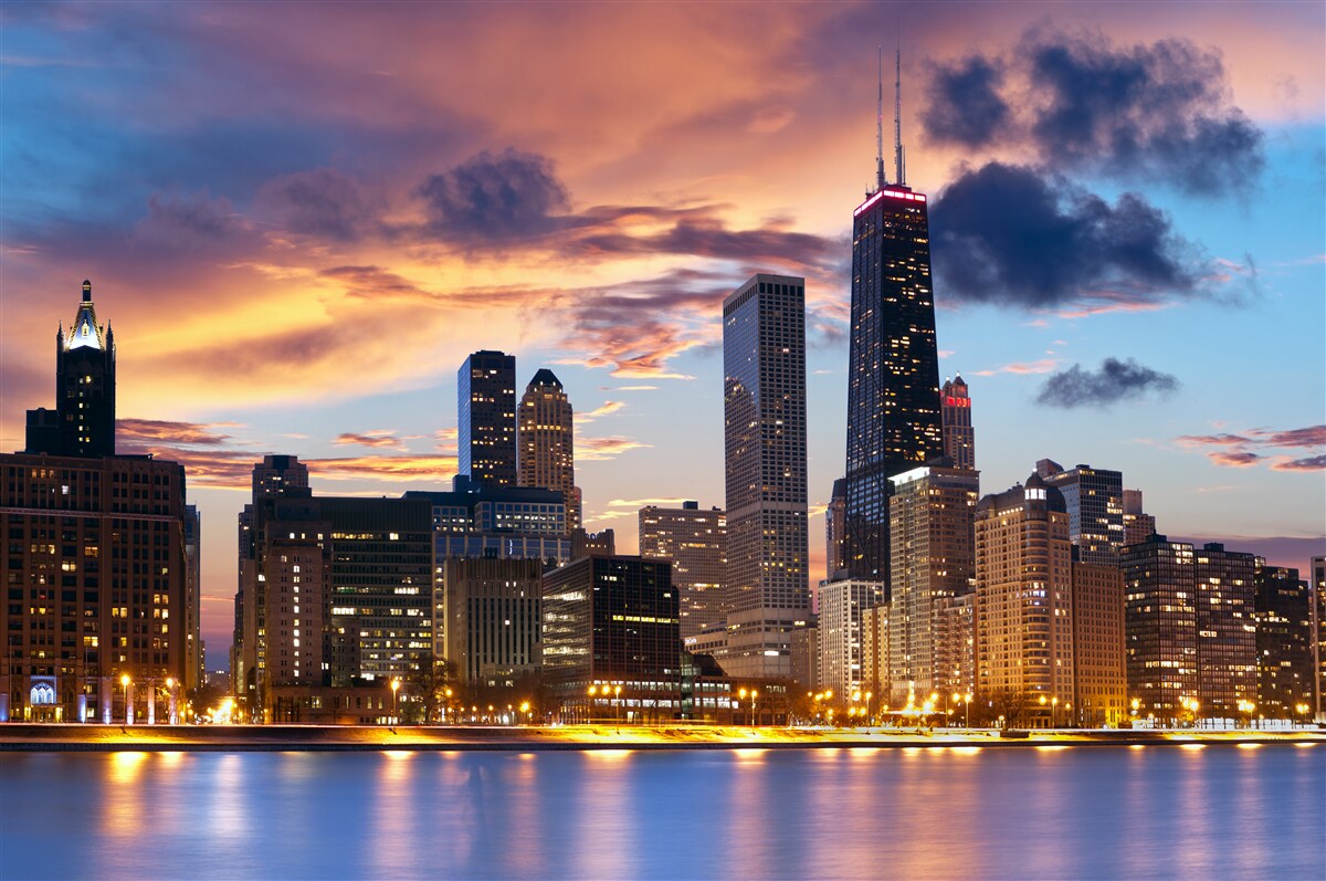 Carta da parati Il sole tramonta su chicago, illinois