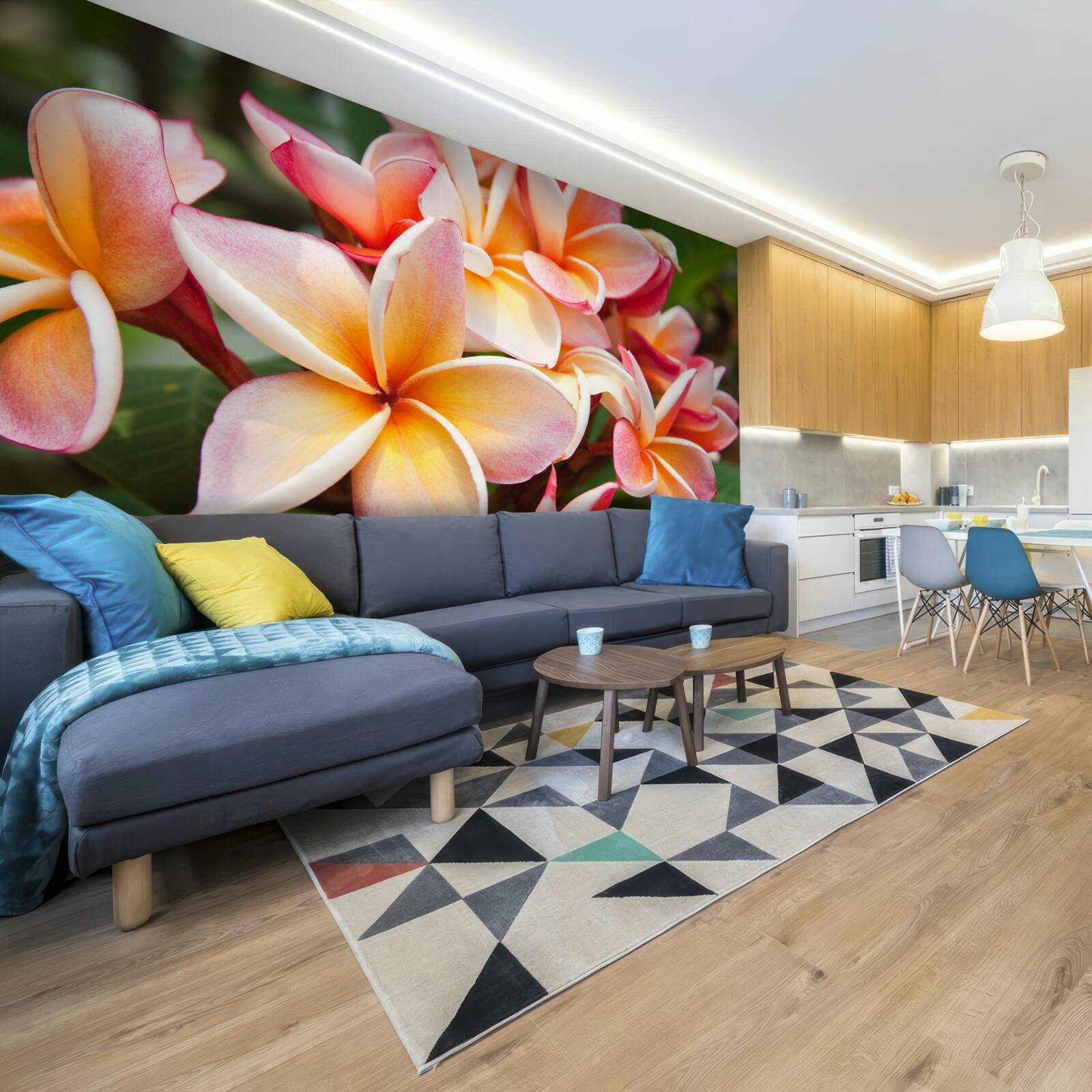 Carta da parati frangipani con fiori attraenti