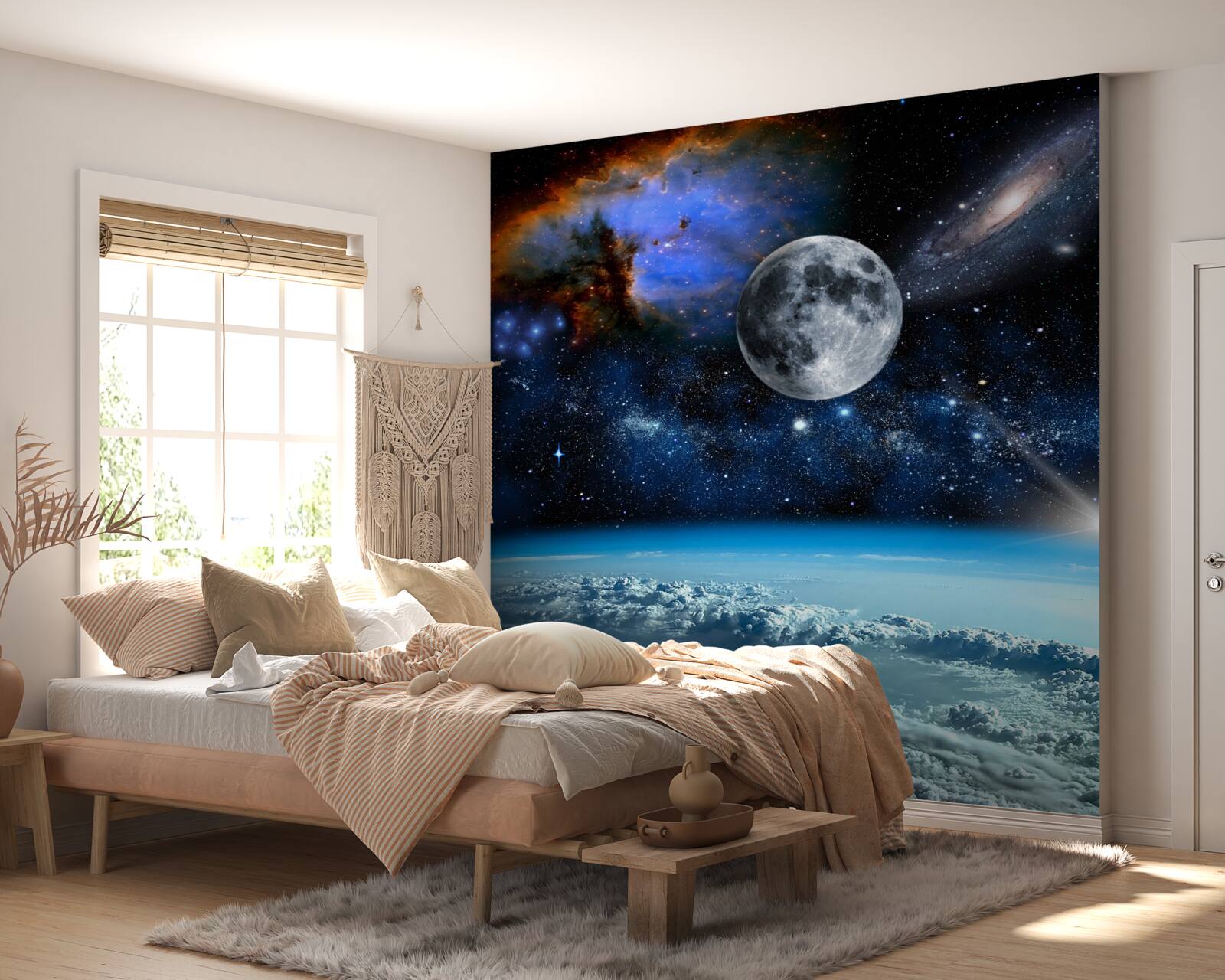 Carta da parati la luna e l'universo sono al di sopra delle nuvole