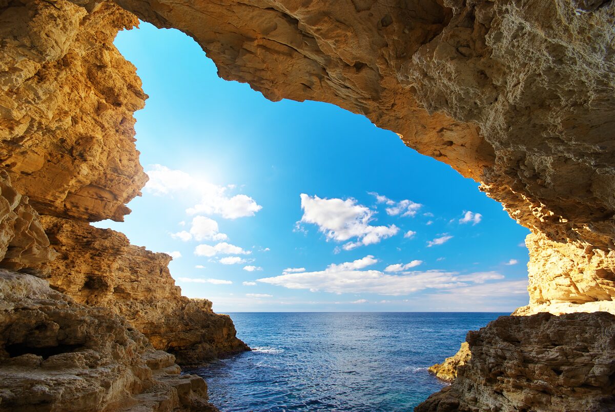 Carta da parati il cielo sull'oceano è assolutamente limpido