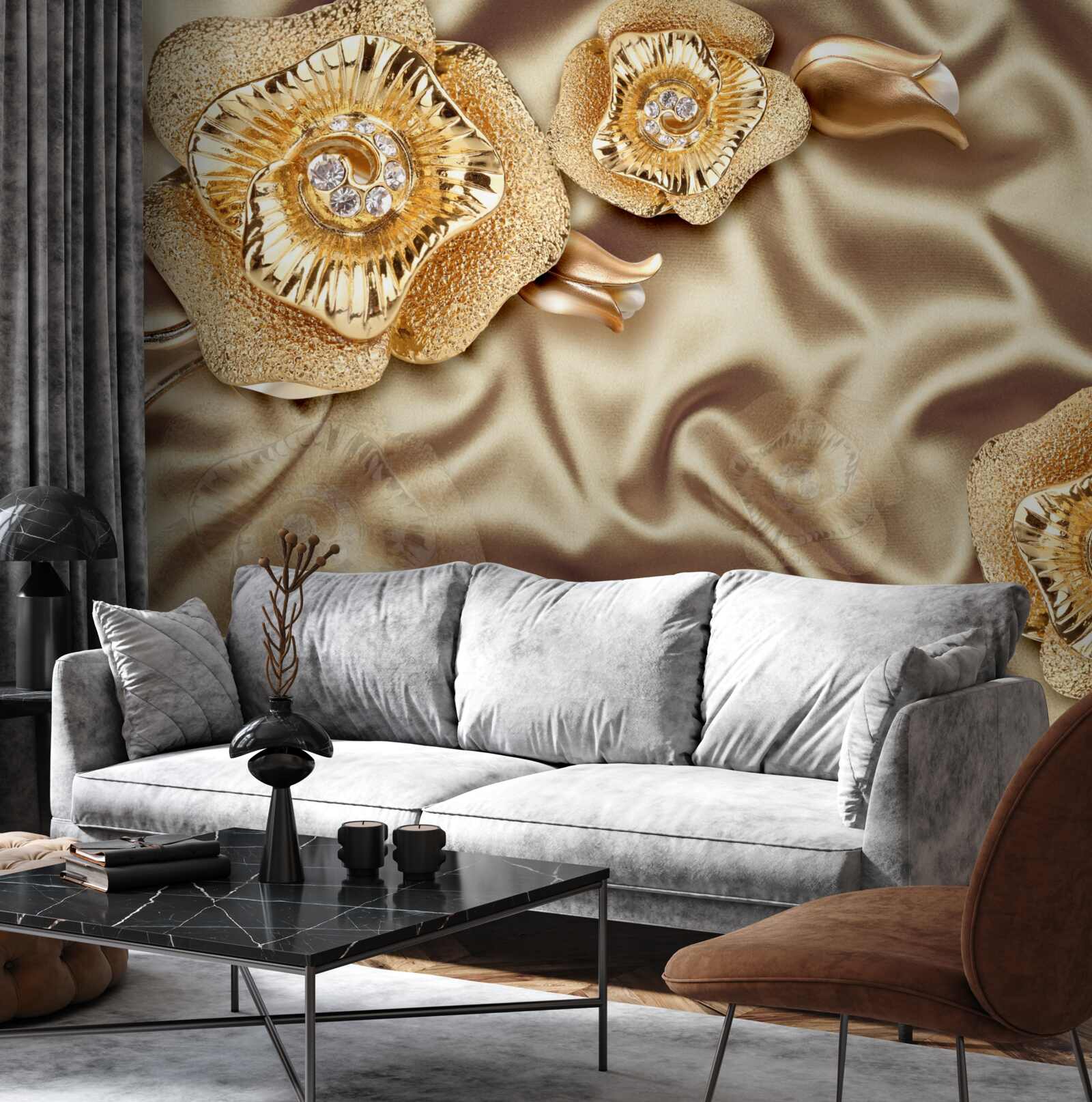 Carta da parati dettagli in oro su seta decorata con fiori in bronzo